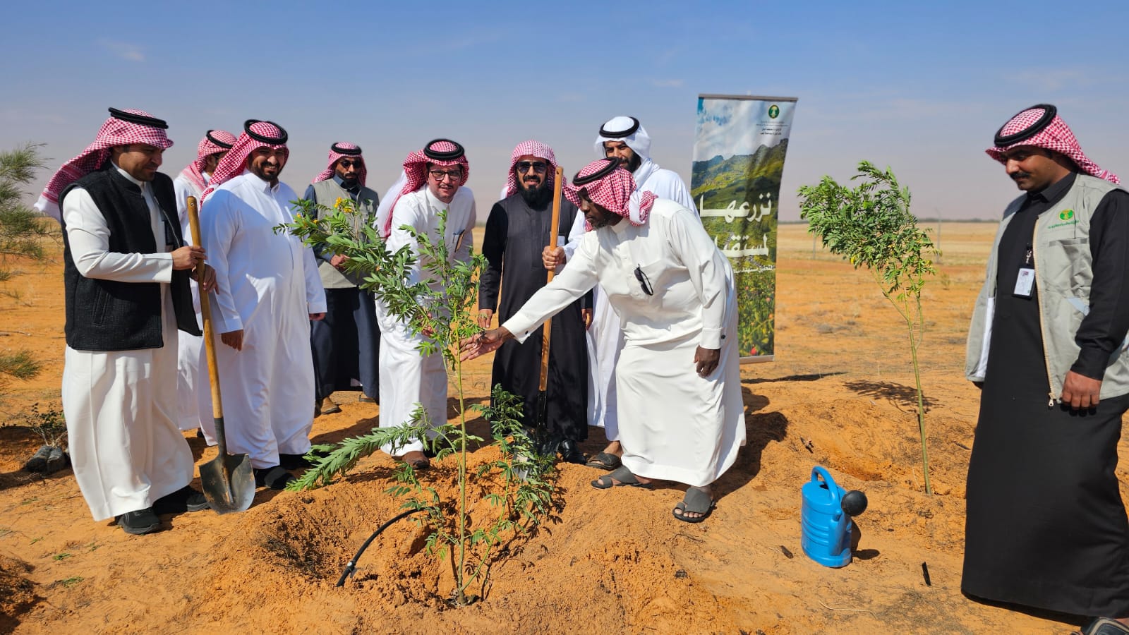 محليات السعودية: تزامناً مع إطلاق معالي وزير البيئه والمياه والزراعة” موسم التشجير الوطني ٢٠٢٤) تحت شعار” نزرعها لمستقبلنا”